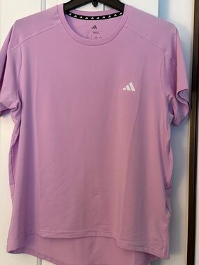 Adidas Women’s Performance Tee Size Large